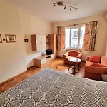 Asen 36 Apartment